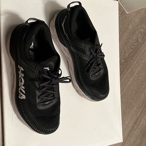 Hoka Bondi 7 10.5 D (wide) women’s black running or nursing shoes fair